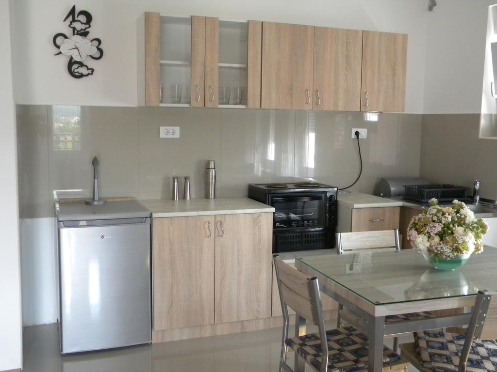 Apartment Srebrni Oblak Arandjelovac Luaran gambar